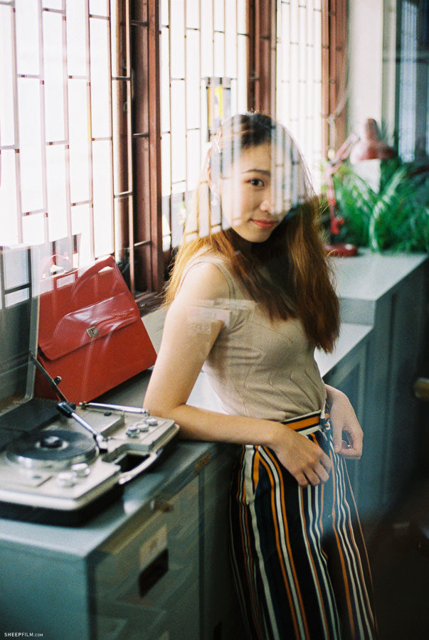 Lomography 800  (Expired 12/2022)